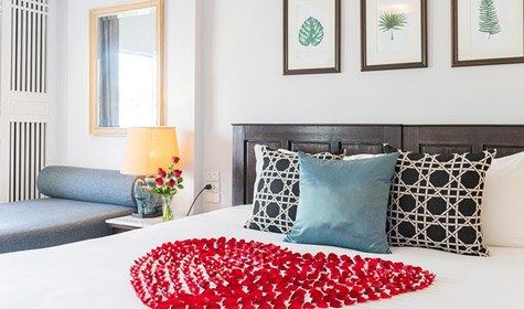 Honeymoon Package in Karon, Phuket