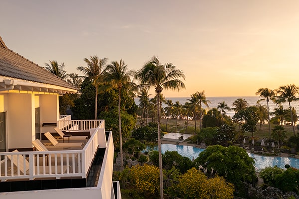 Thavorn Palm Beach - Best Price Guarantee