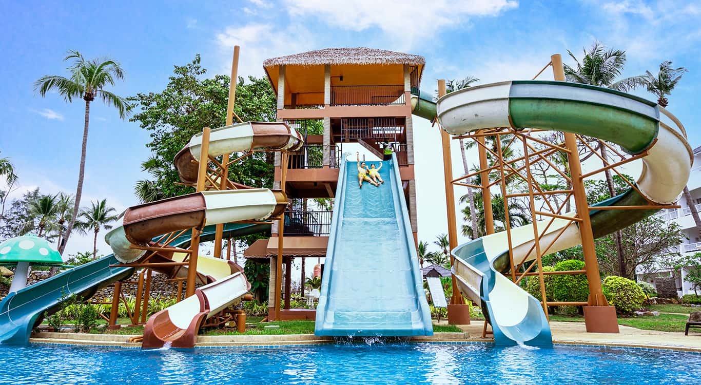 Thavorn Palm Beach Resort - Giant Water Slides