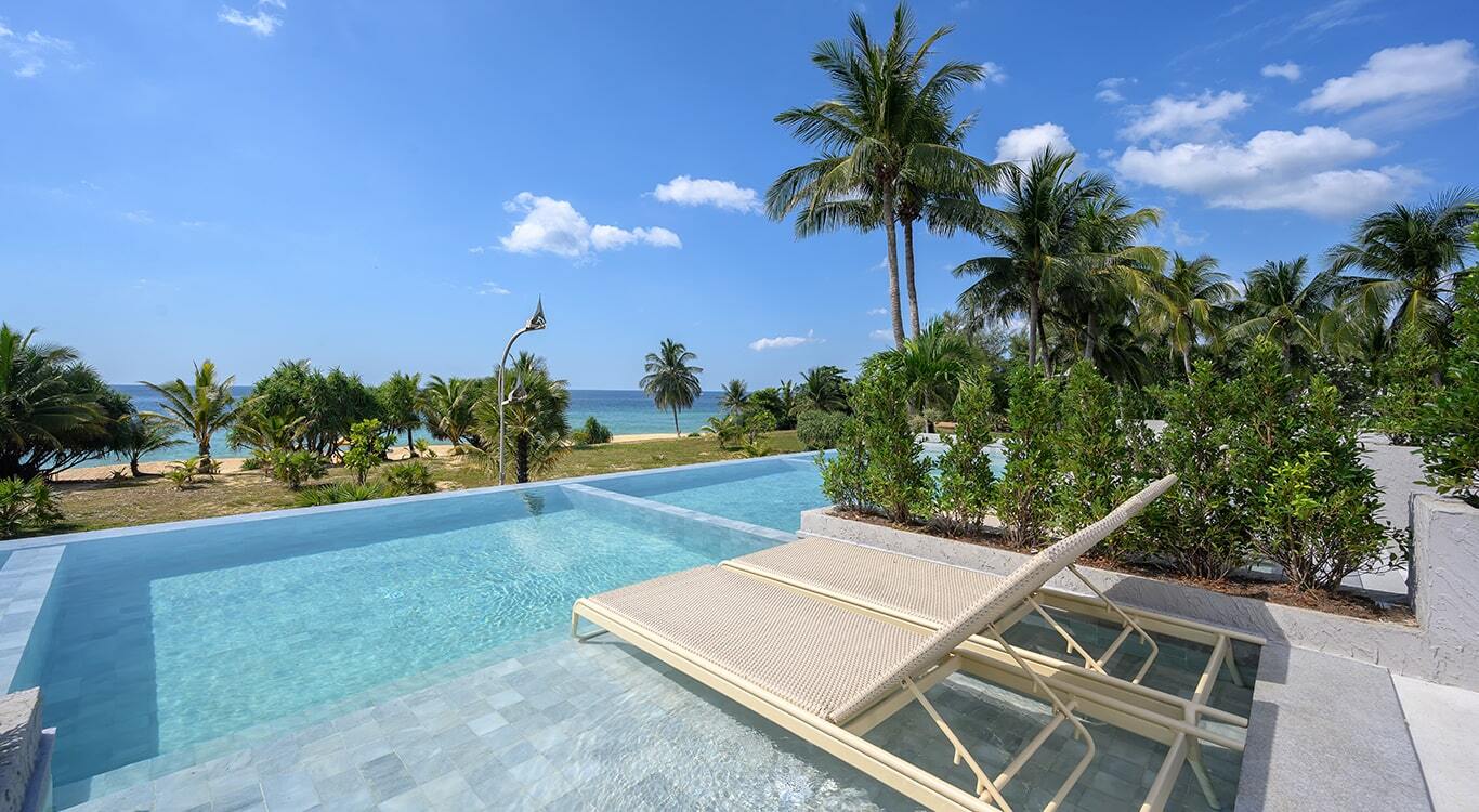 SEAVIEW INFINITY POOL 2-BEDROOM DUPLEX SUITE
