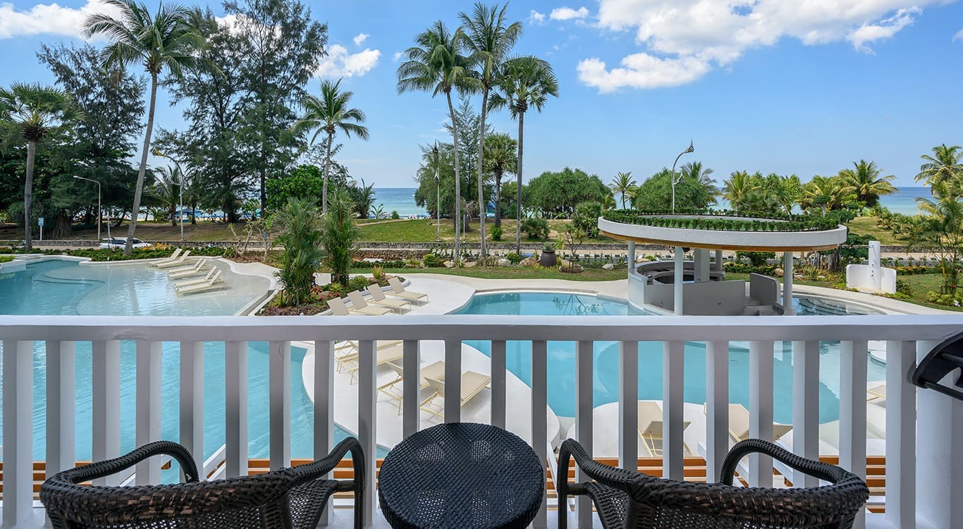 LAGOON POOL VIEW DELUXE TERRACE