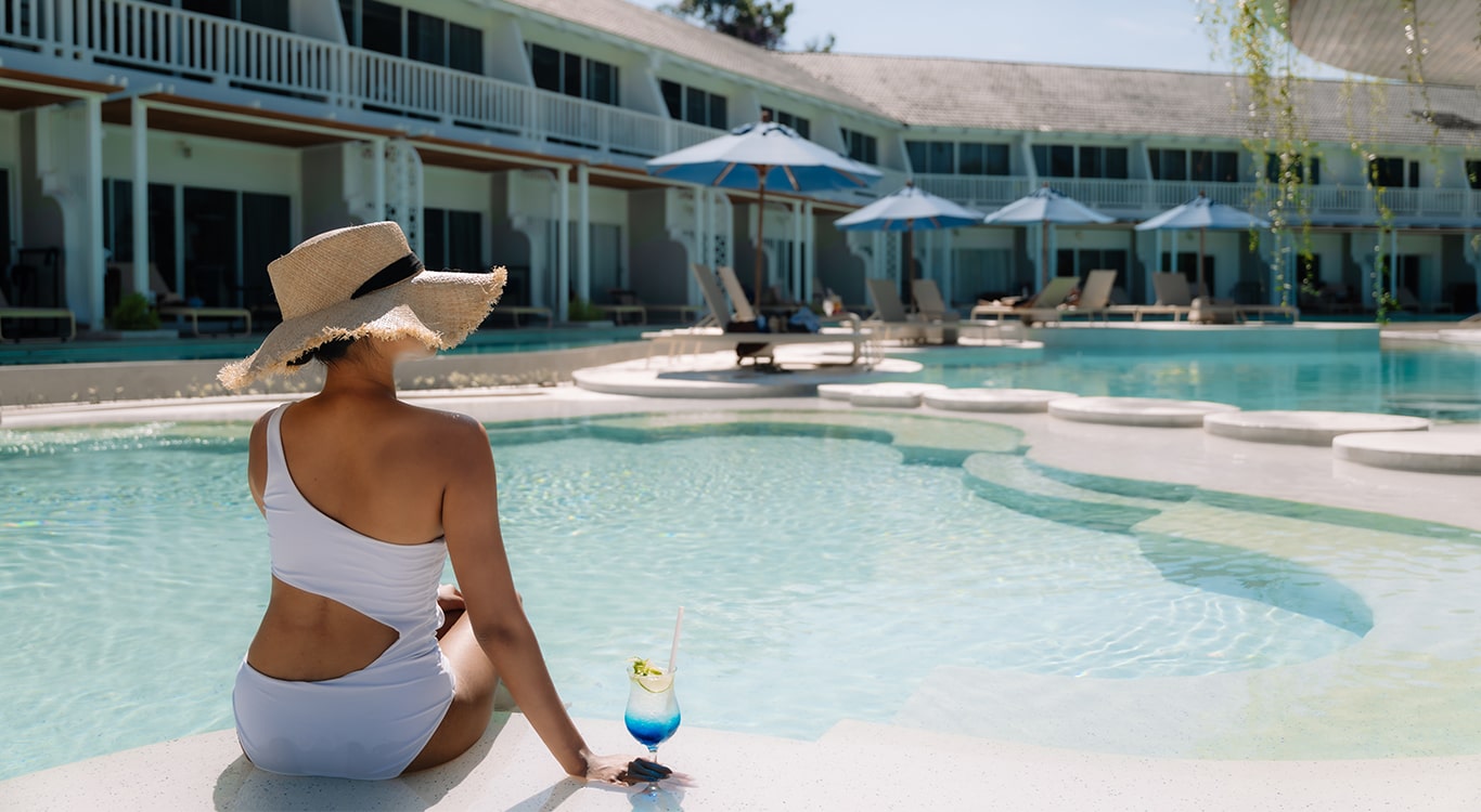 Thavorn Palm Beach Resort - Swimming Pools