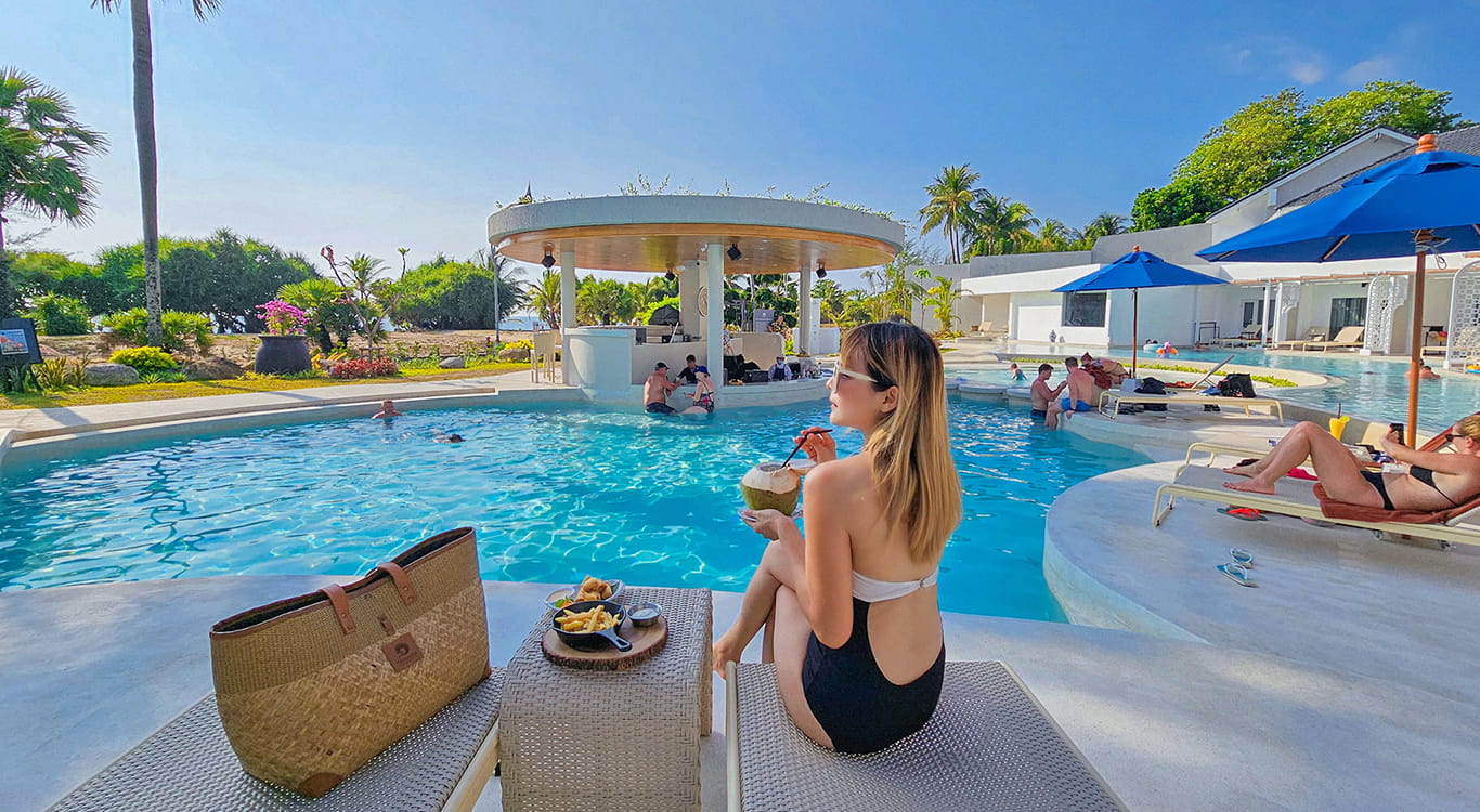 Thavorn Palm Beach Resort - Swimming Pools