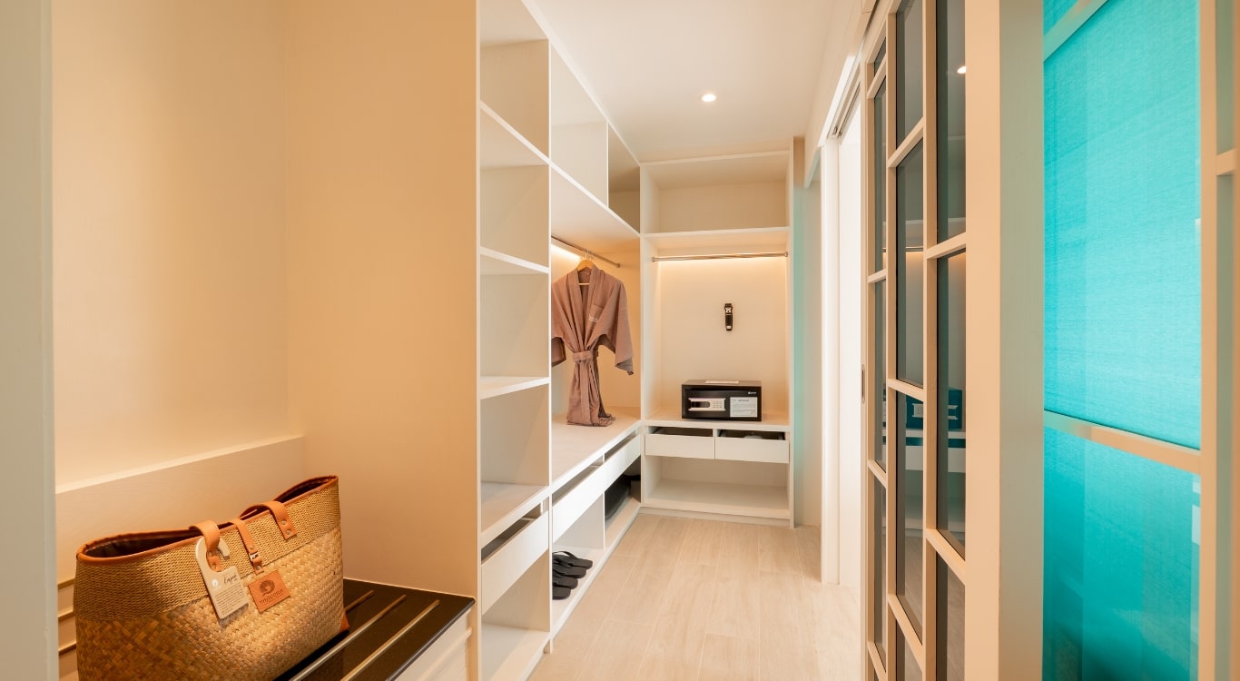 Thavorn Palm Beach Phuket Rooms & Suites