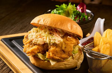 Burger & Sandwich at Ciao Pizza & Grill