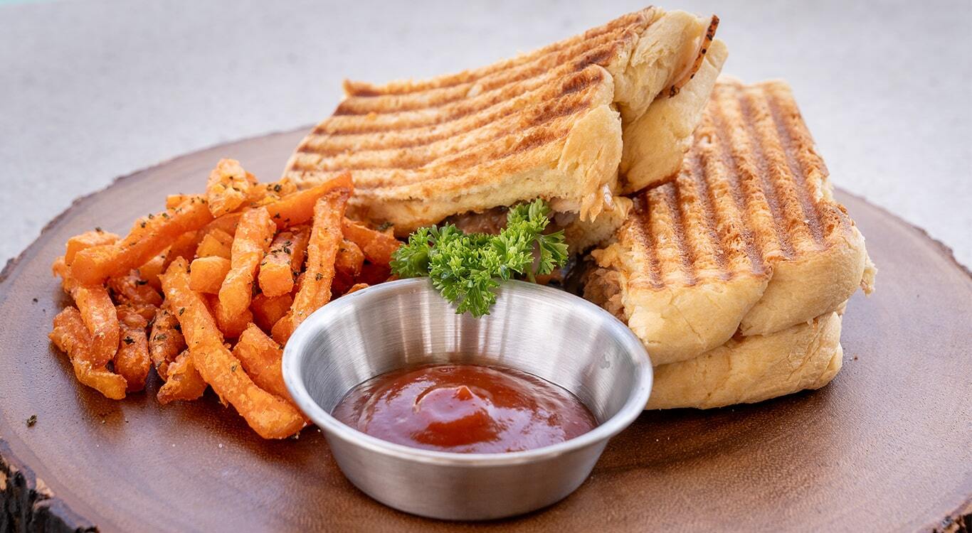 snack at beach pool bar