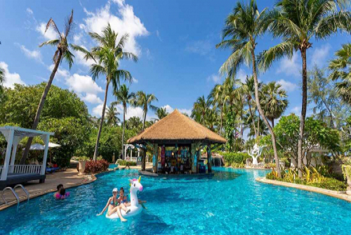 Luxuriate at our hotel with a swim-up bar in Phuket