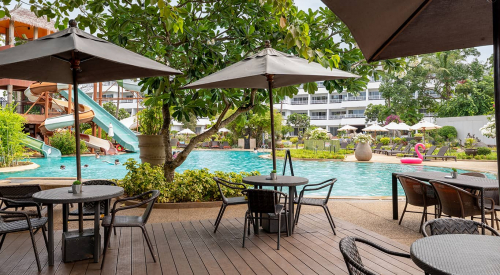 Blue Heaven Pool Bar